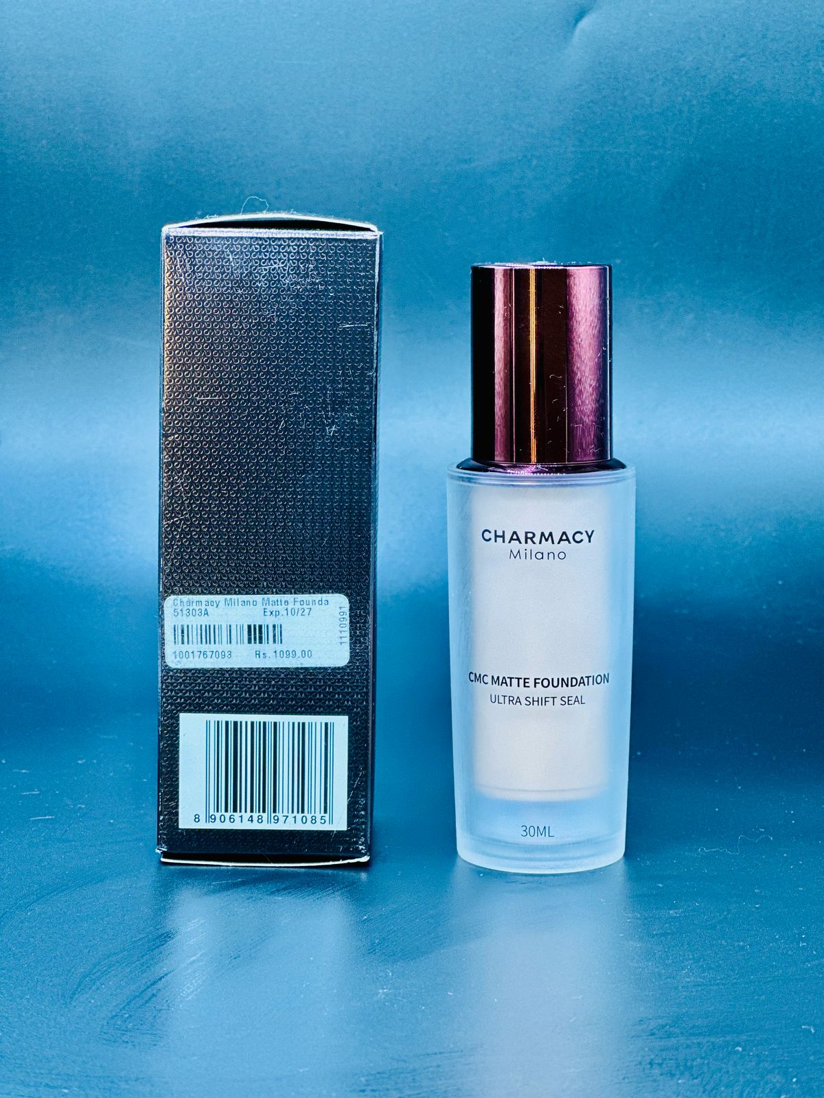Matte Finish Premium Foundation - Oil Control & Full Coverage - Long Wear (30ml)