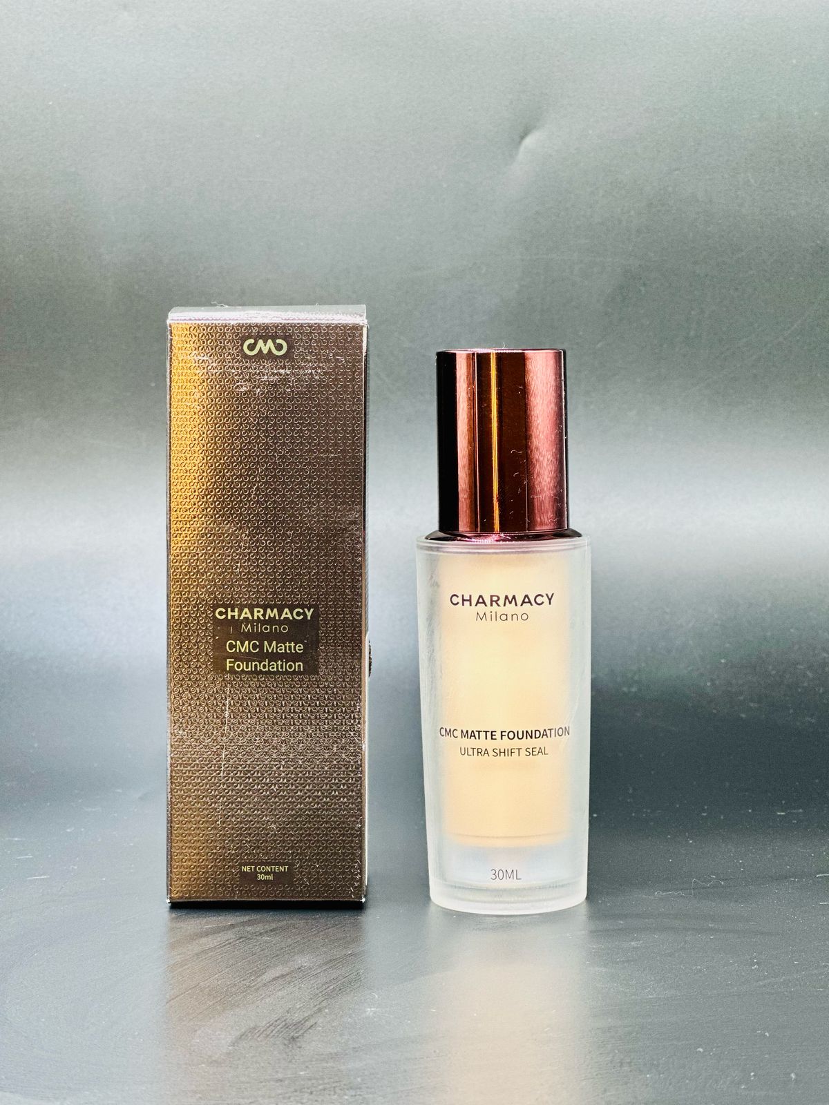 Matte Finish Premium Foundation - Oil Control & Full Coverage - Long Wear (30ml)