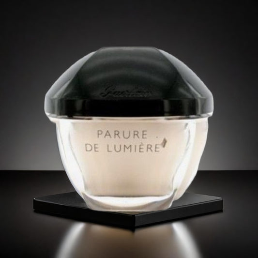 Luminous Hydrating Foundation for Radiant, Dewy Skin
